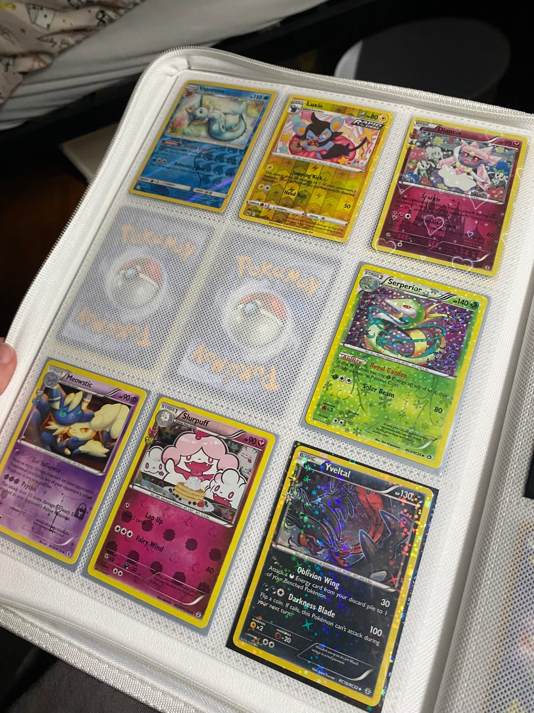 Customer photo review of Pokémon 151 Binders White