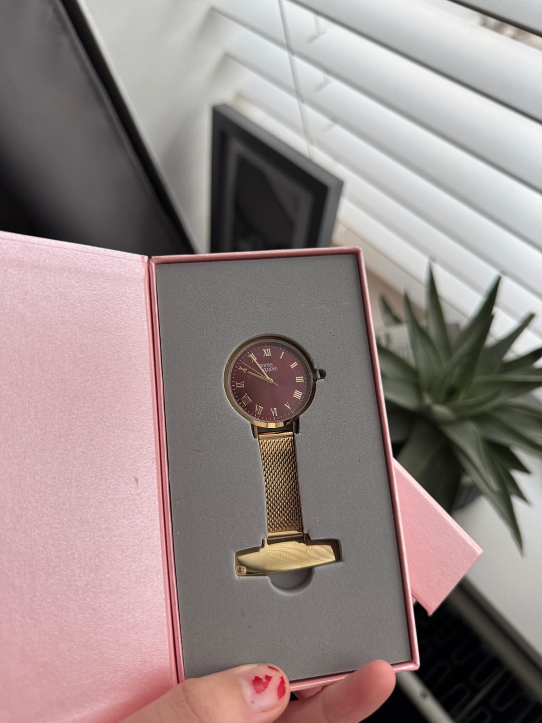 Customer photo review of Meraki Cherry/Gold Mesh Fob 35