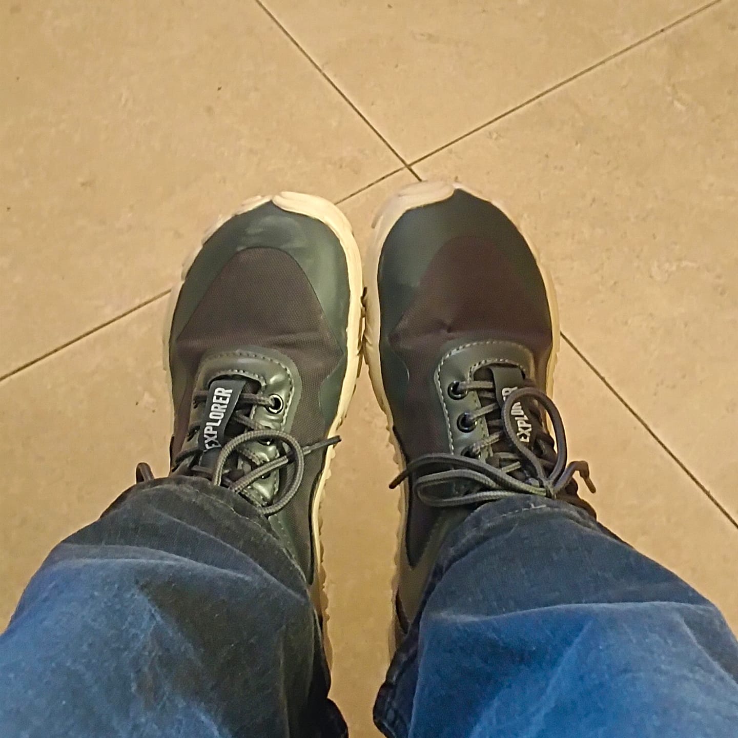 Customer photo review of Roots Explorer Antracita-  Tecnología RAINSafe™