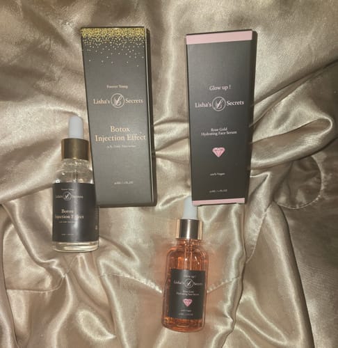 Kundenbewertung mit Foto zu Rose Gold Face Serum - für extra Glow auf der Haut