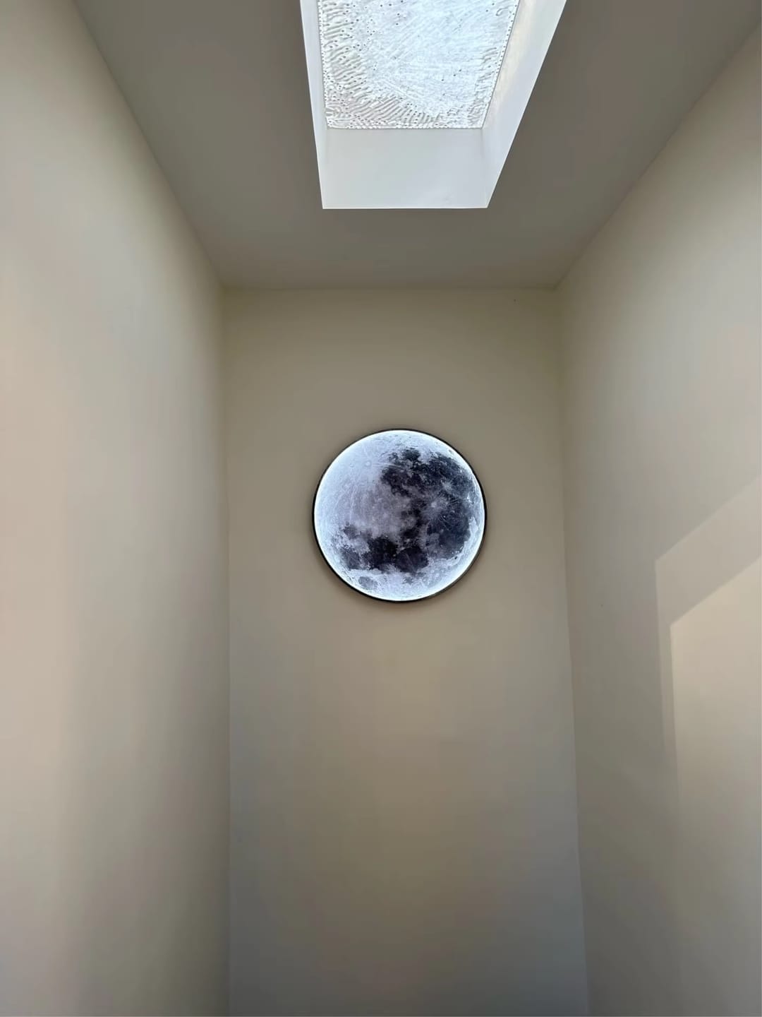 Customer photo review of WOMO Mond/Erde Runde Wandleuchte-WM6102