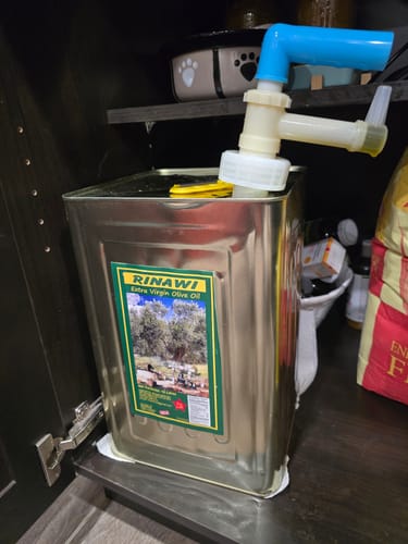Customer photo review of Rinawi Extra Virgin Olive Oil 18L Tin Can - Free Shipping to Canada & USA