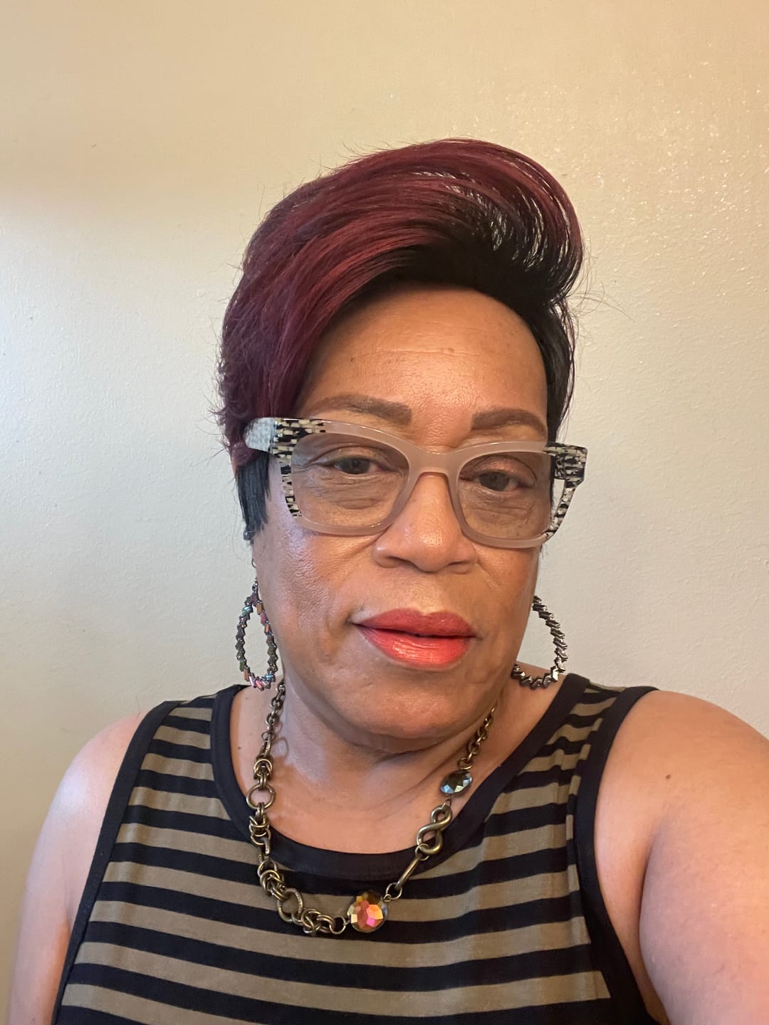 Customer photo review of Freetress Equal Full Wig - CHARLIE