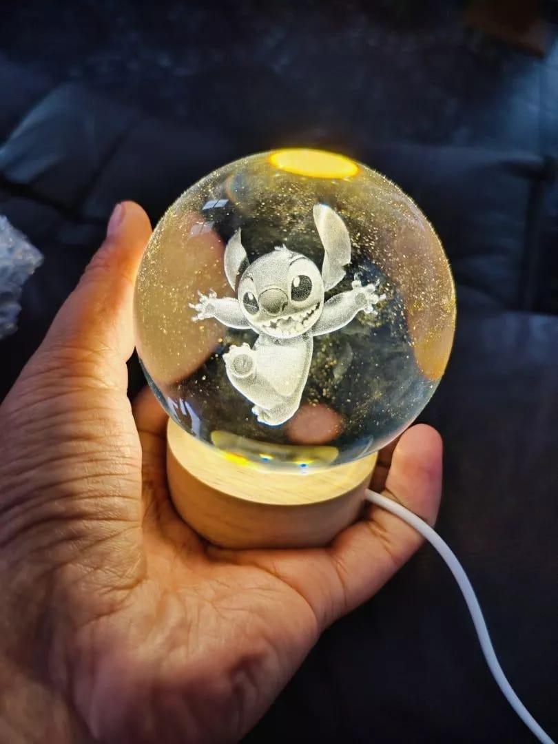 Customer photo review of Luminária de Mesa Decorativa LED 3D Stitch USB
