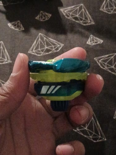 Customer photo review of Takara Tomy Beyblade X CX-07 Starter PegasusBlast ATr