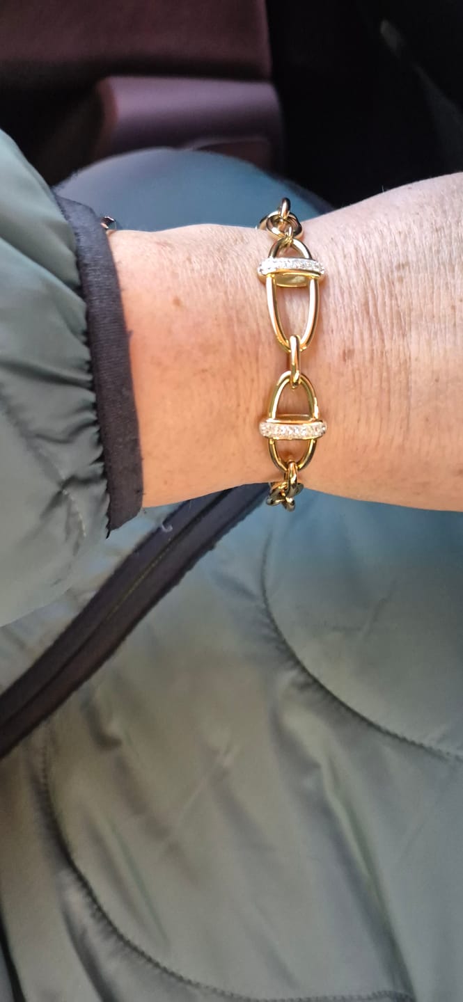 Customer photo review of Solas Bracelet - Gold
