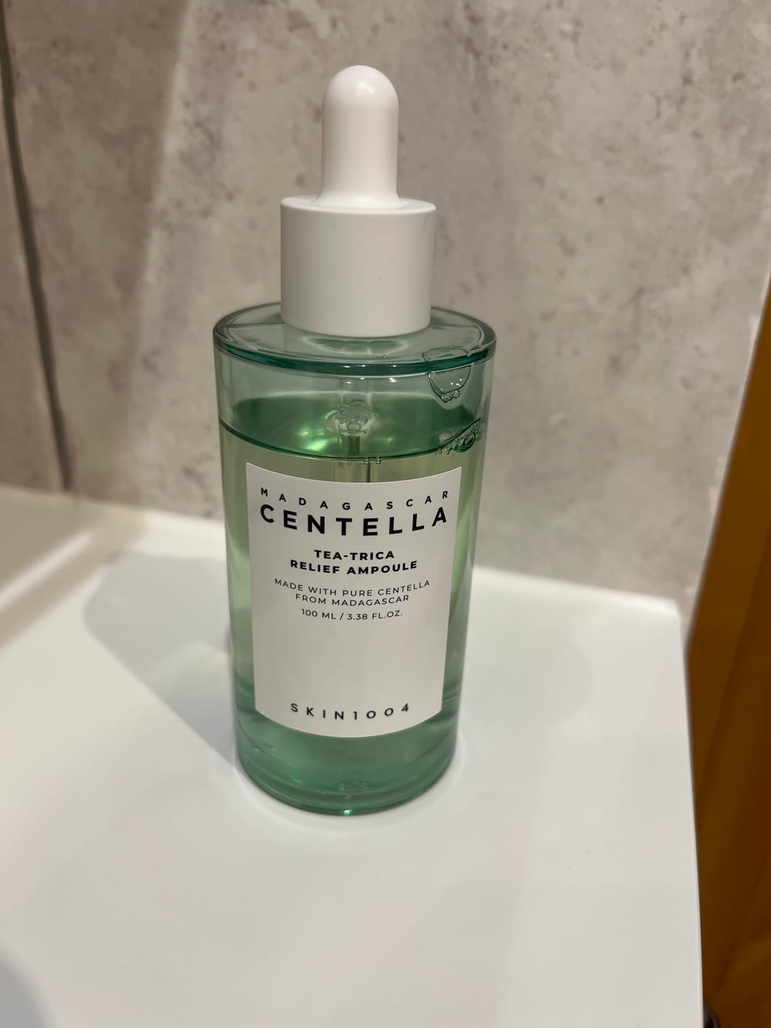 Customer photo review of Nomierinoša ampula problemātiskai ādai SKIN1004 Madagascar Centella Tea-Trica Relief Ampoule