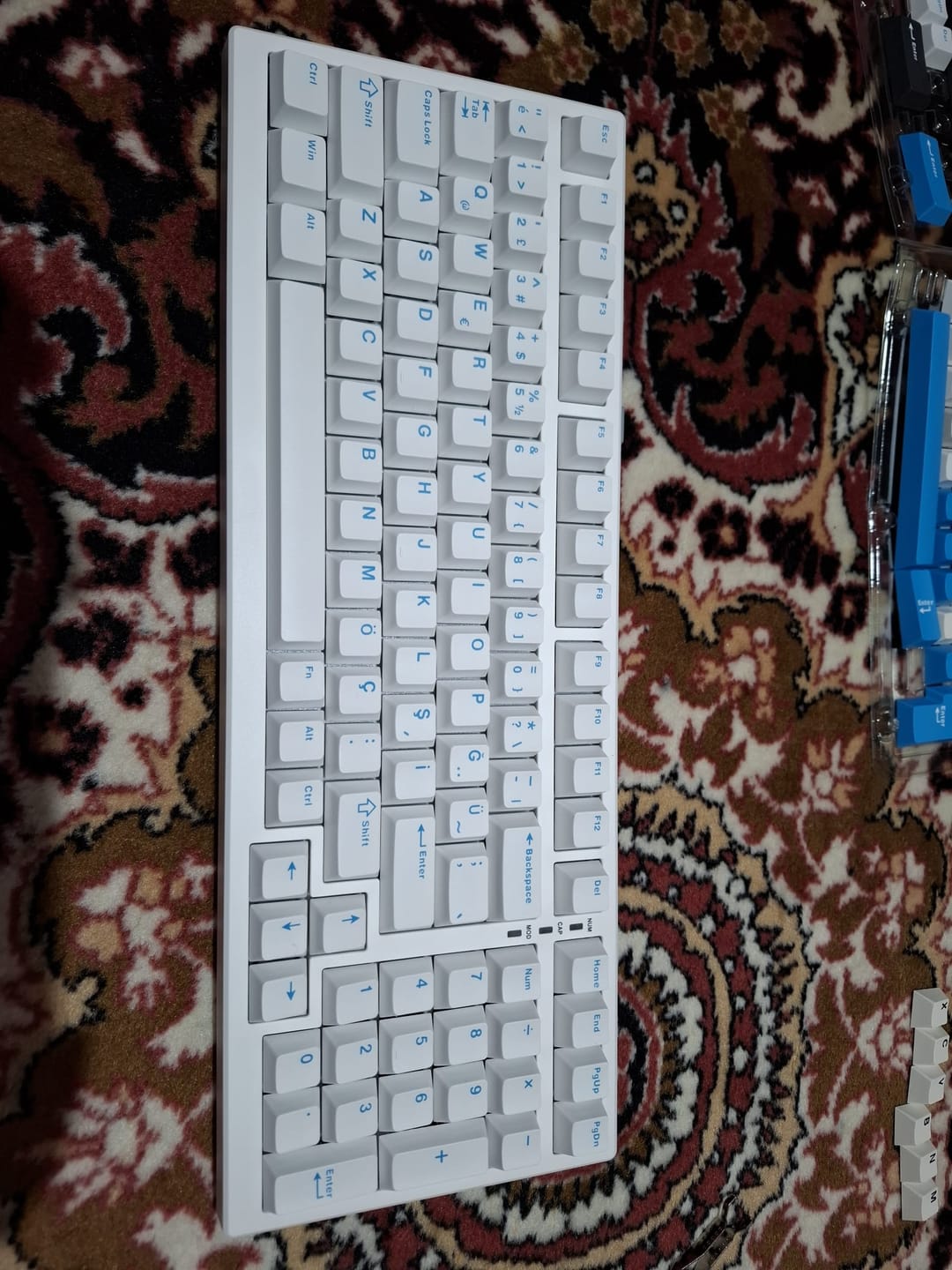 Customer photo review of YUNZII YZ98 Mekanik Klavye