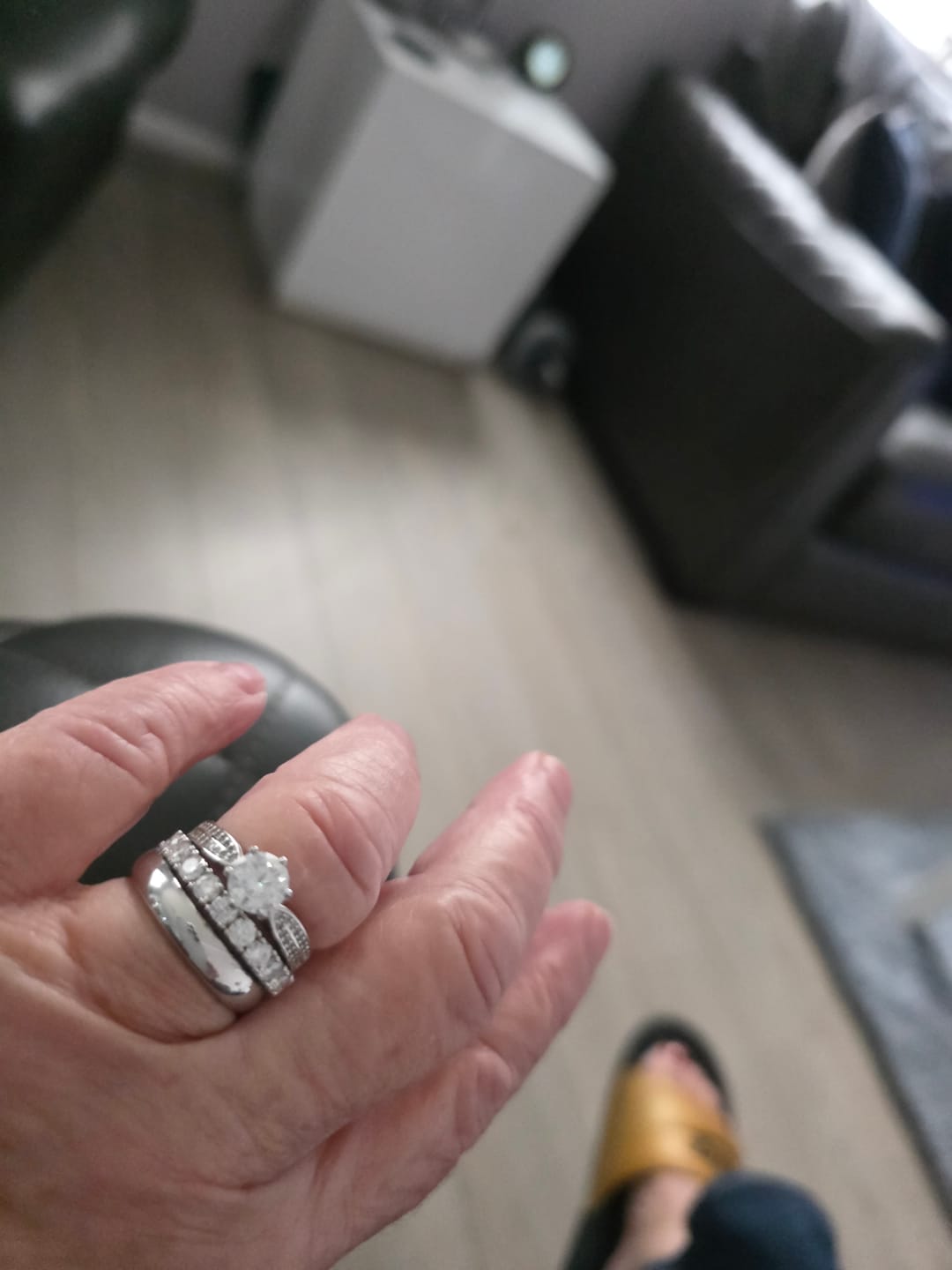 Customer photo review of Original 4mm Wonder Ring
