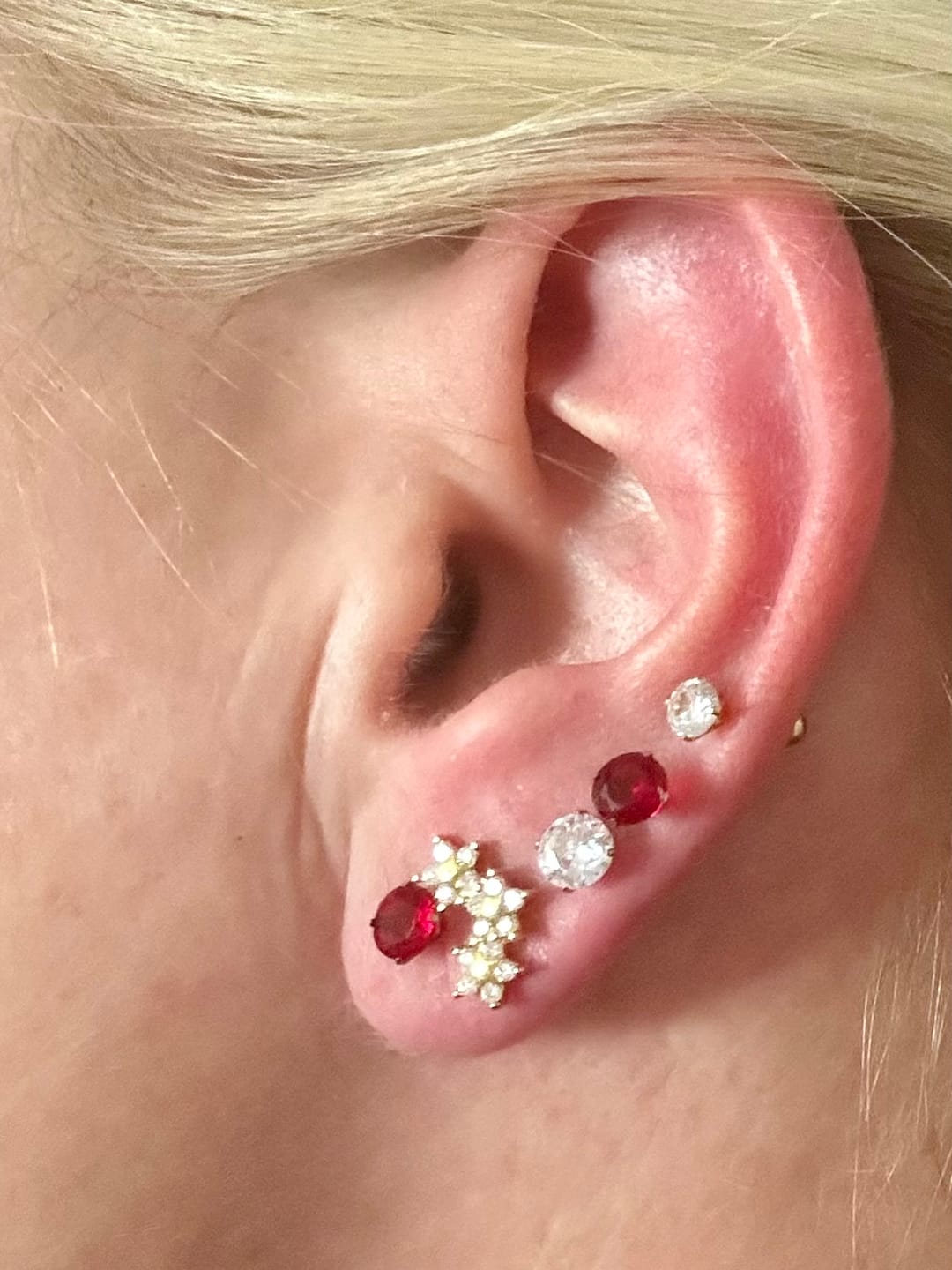 Customer photo review of Ohr Helix Tragus Labret Piercing Stecker flach Kristall Sterne Innengewinde