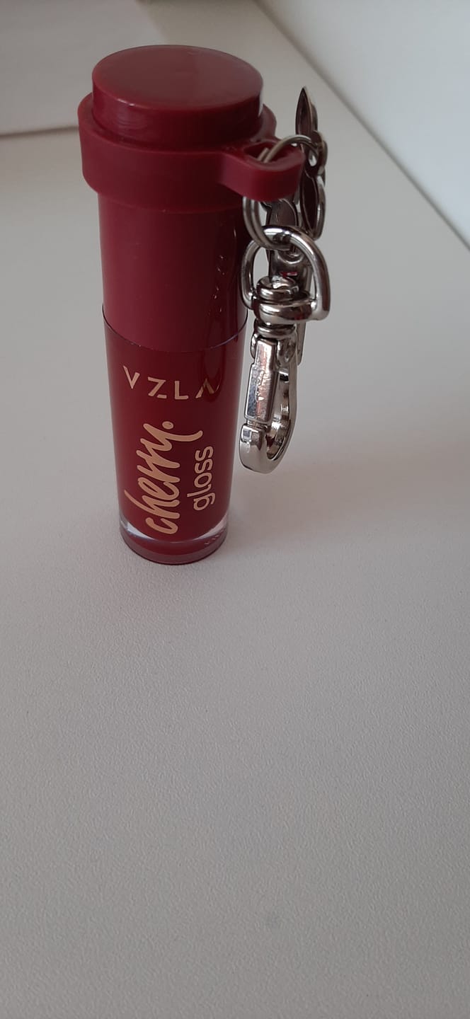 Customer photo review of Cherry Gloss - Vizzela