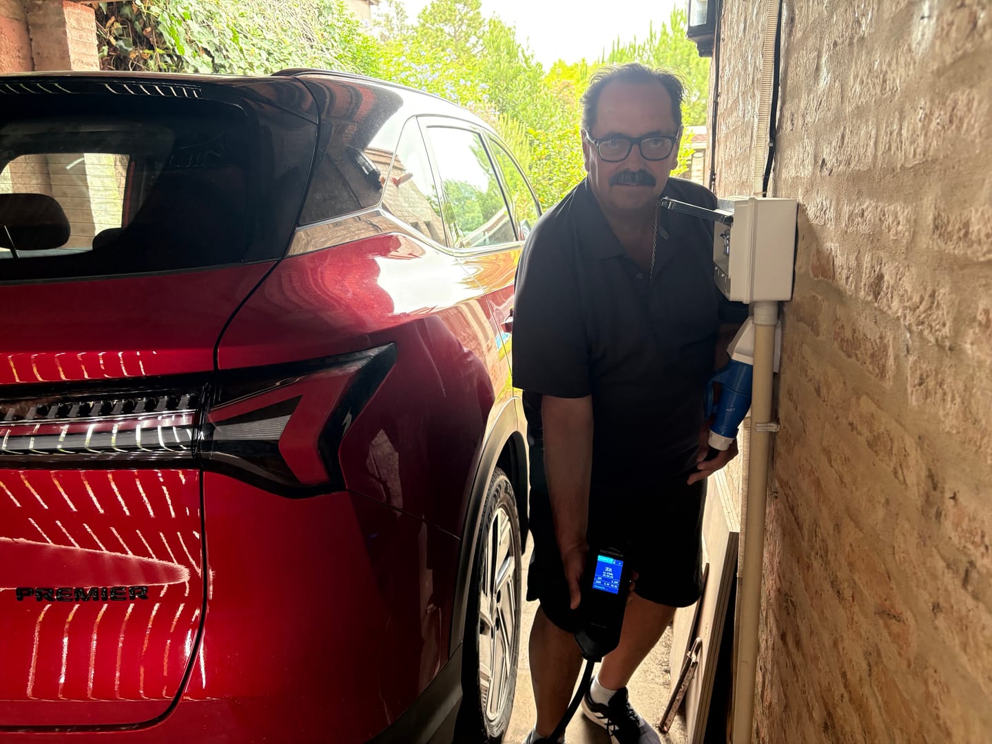 Customer photo review of Cargador Para Auto vehículos Eléctricos 7 kW Tipo 2 Wallbox