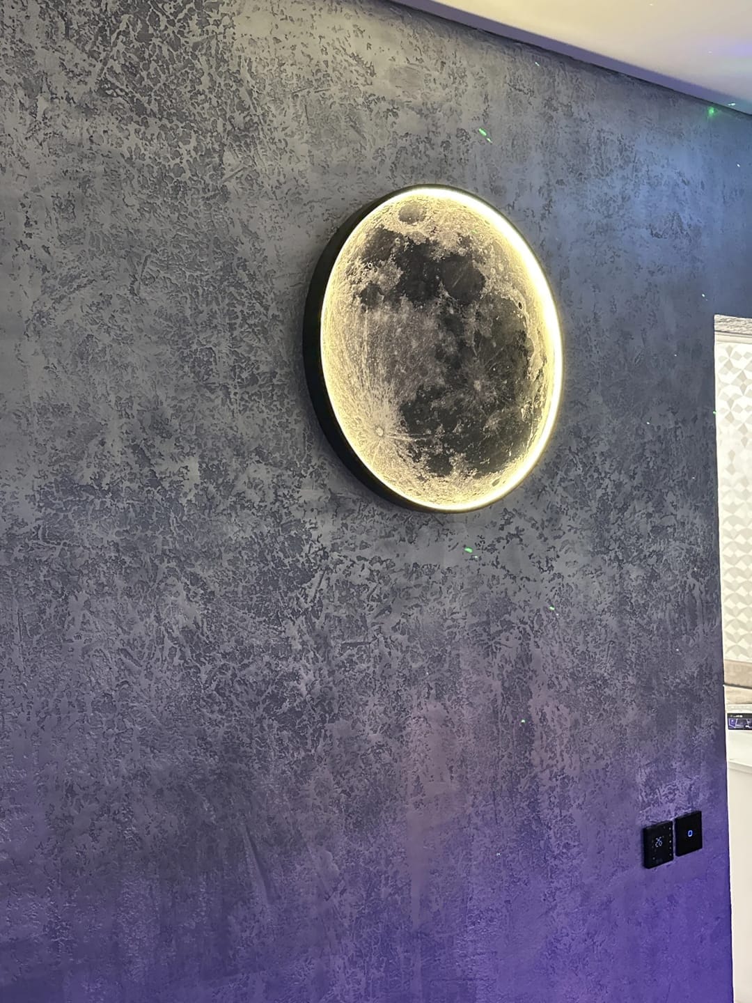 Customer photo review of WOMO Mond/Erde Runde Wandleuchte-WM6102