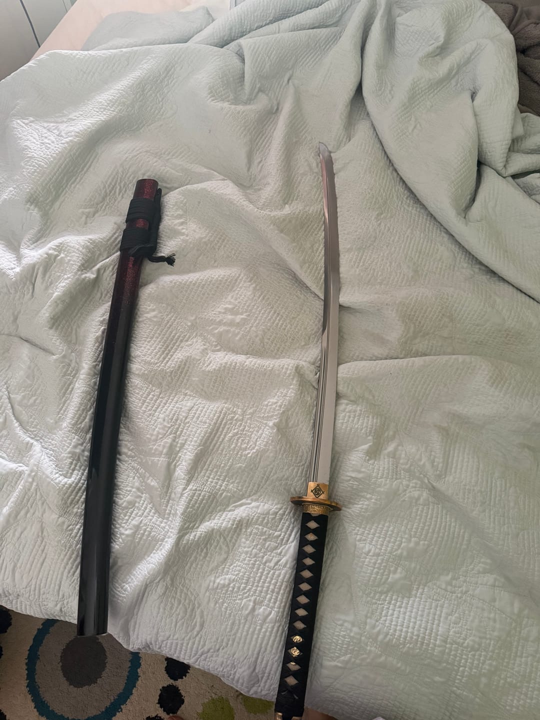 Customer photo review of The Surudoi Handmade Katana Extra Sharp Spring Steel Unokubi-Zukuri