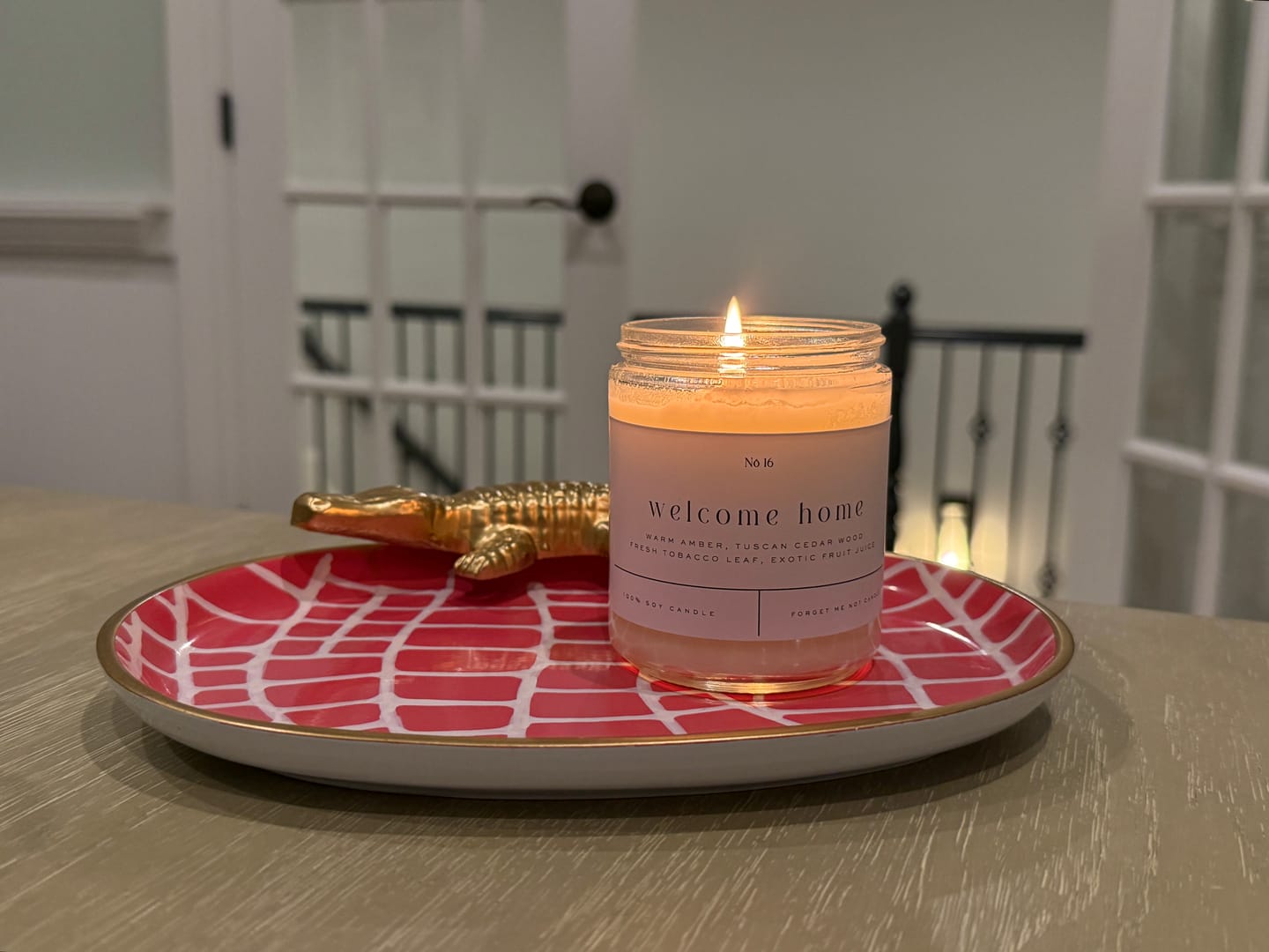 Customer photo review of Welcome Home 9 oz Glass Candle