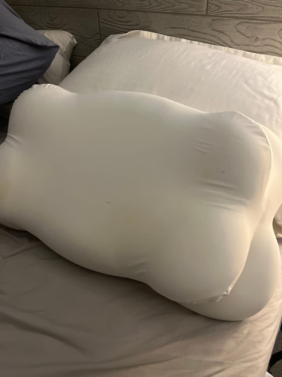 Bokihuk Cloud-Shaped Single-Ear Pillow