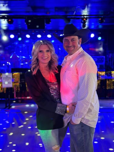 Customer photo review of Root Texturizing Powder + Flex Hold Hairspray Bundle