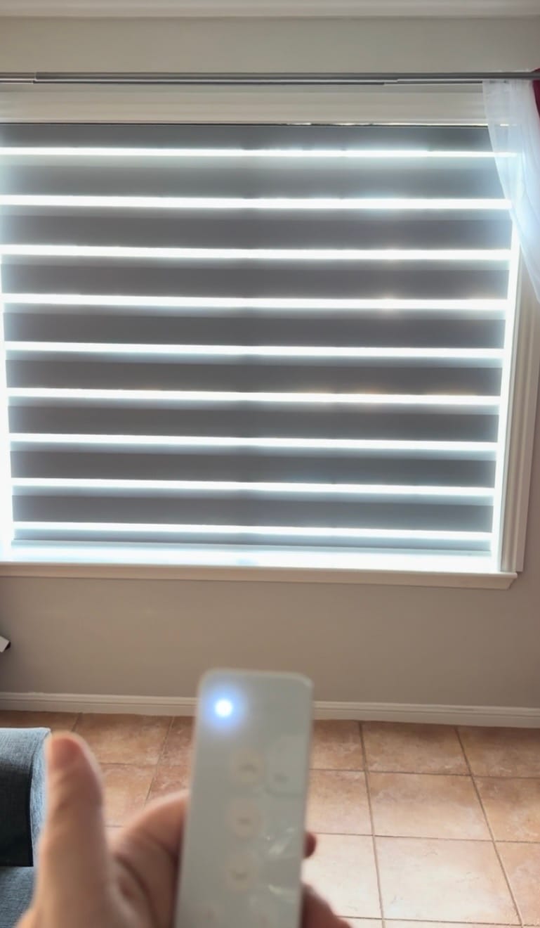 Customer photo review of SmartWings Motorized Zebra Shades 100% Blackout 95mm Chloris
