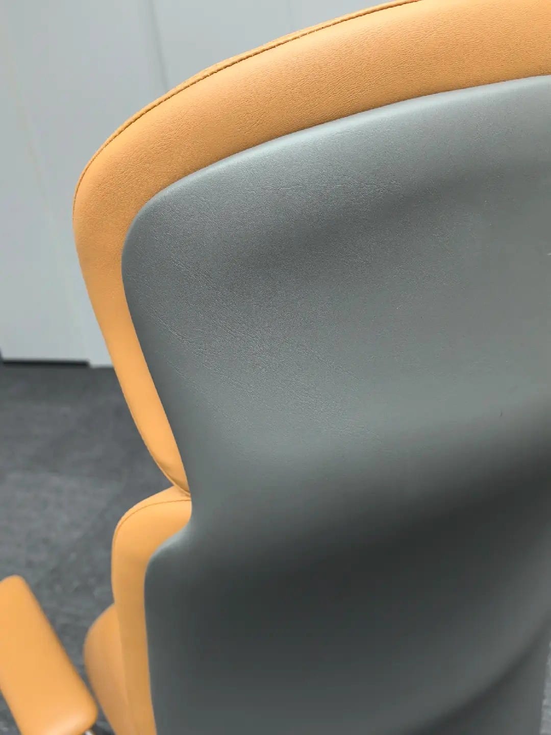 Customer photo review of Nolan Executive Leather Office Chair