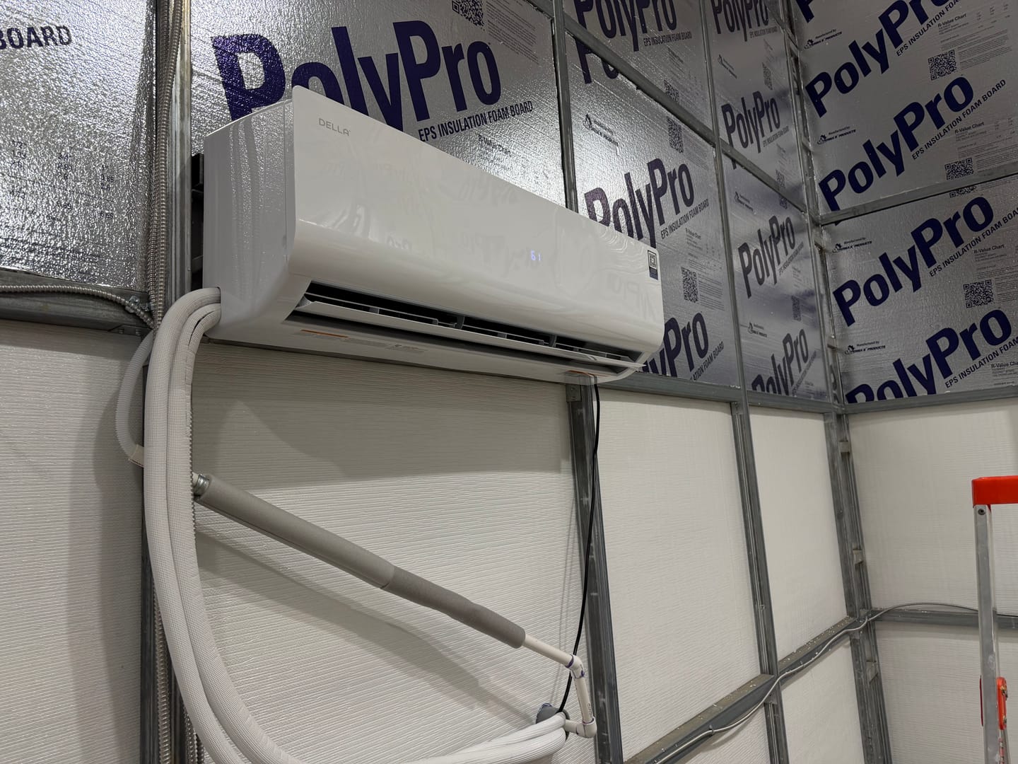 Customer photo review of DELLA Vario Series 36000 BTU 19 SEER2 Mini Split Heat Pump AC (R-454B) - Up to 2500 Sq.Ft.