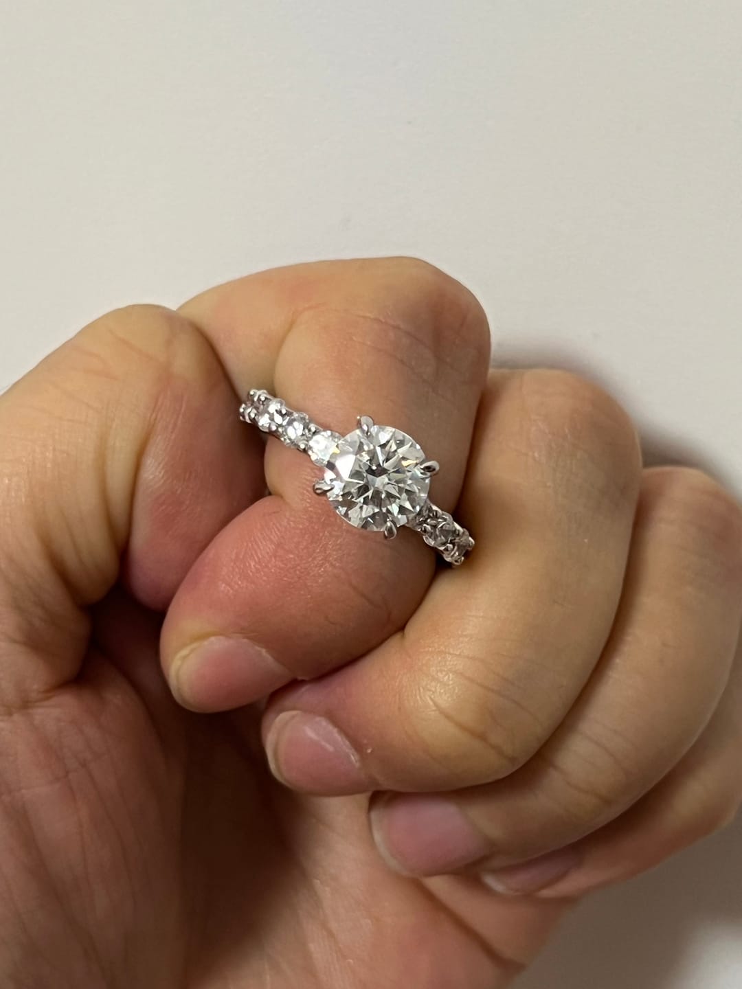 Customer photo review of Rodiffy Moissanite 2.0Ct~4.0 Ct Round Engagement Ring -4 Prong Setting