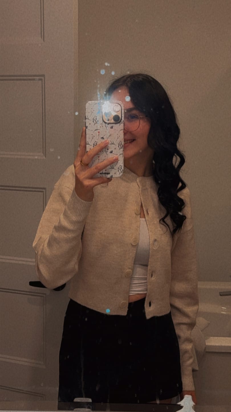 Customer photo review of Mia
