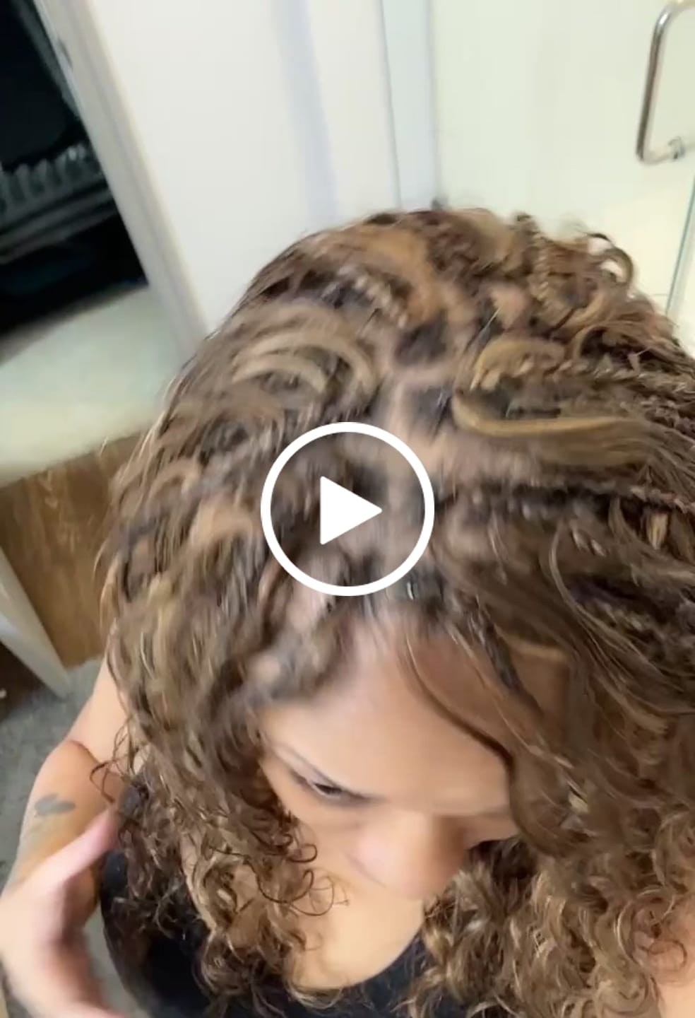 Customer video review of #4/#27/#30 Mix Color Blend Loose Deep Wave Bulk Human Braiding Hair