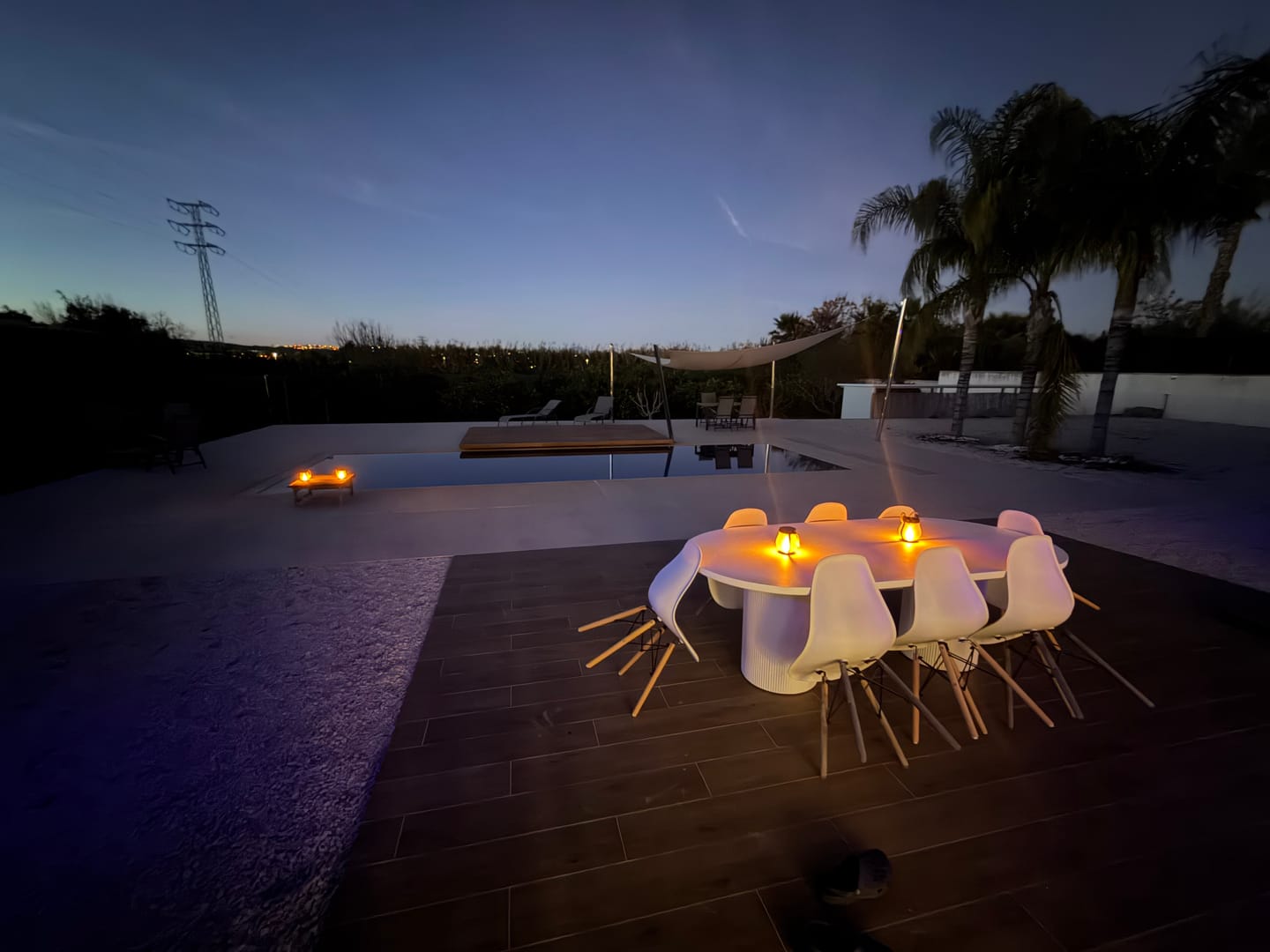 Customer photo review of LlamaViva | Farol con Efecto de Fuego Realista