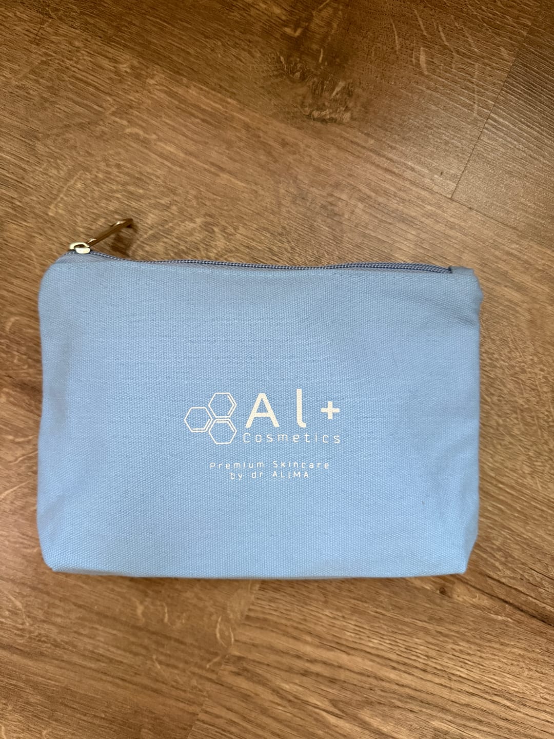 Customer photo review of SkinVault+ Essence Bag