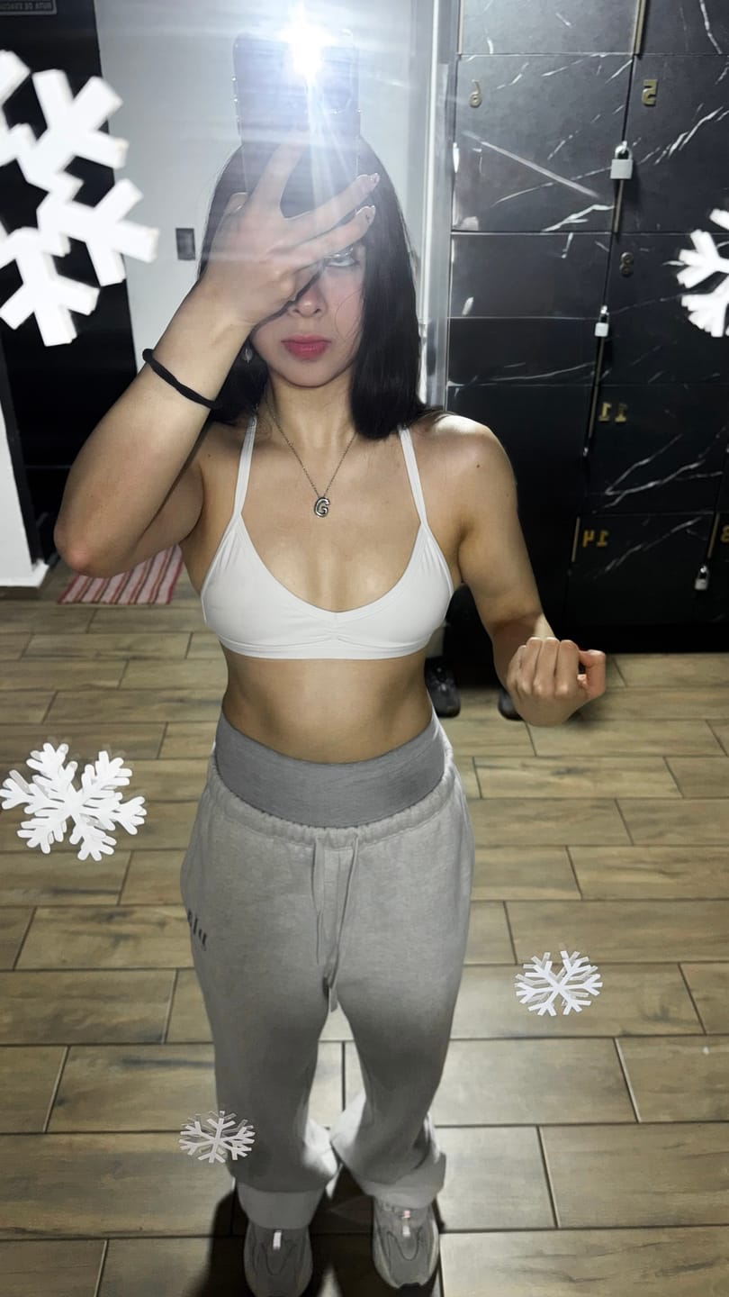 Customer photo review of W229 - Urban Straight Leg Joggers
