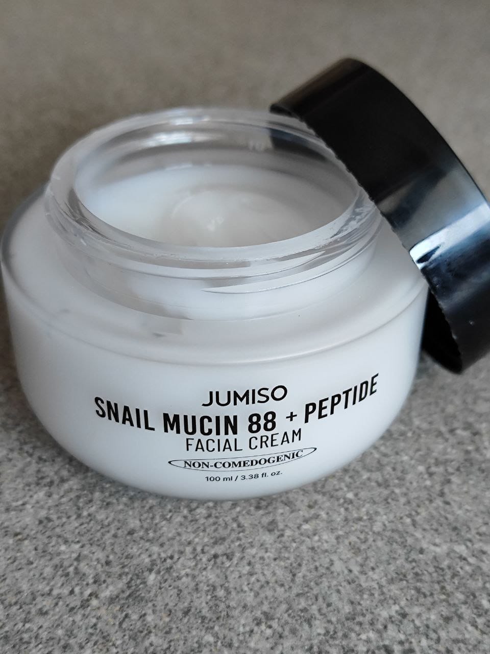 Customer photo review of Krēms ar peptīdiem un gliemežu mucīnu Jumiso Snail Mucin 88 + Peptide Cream