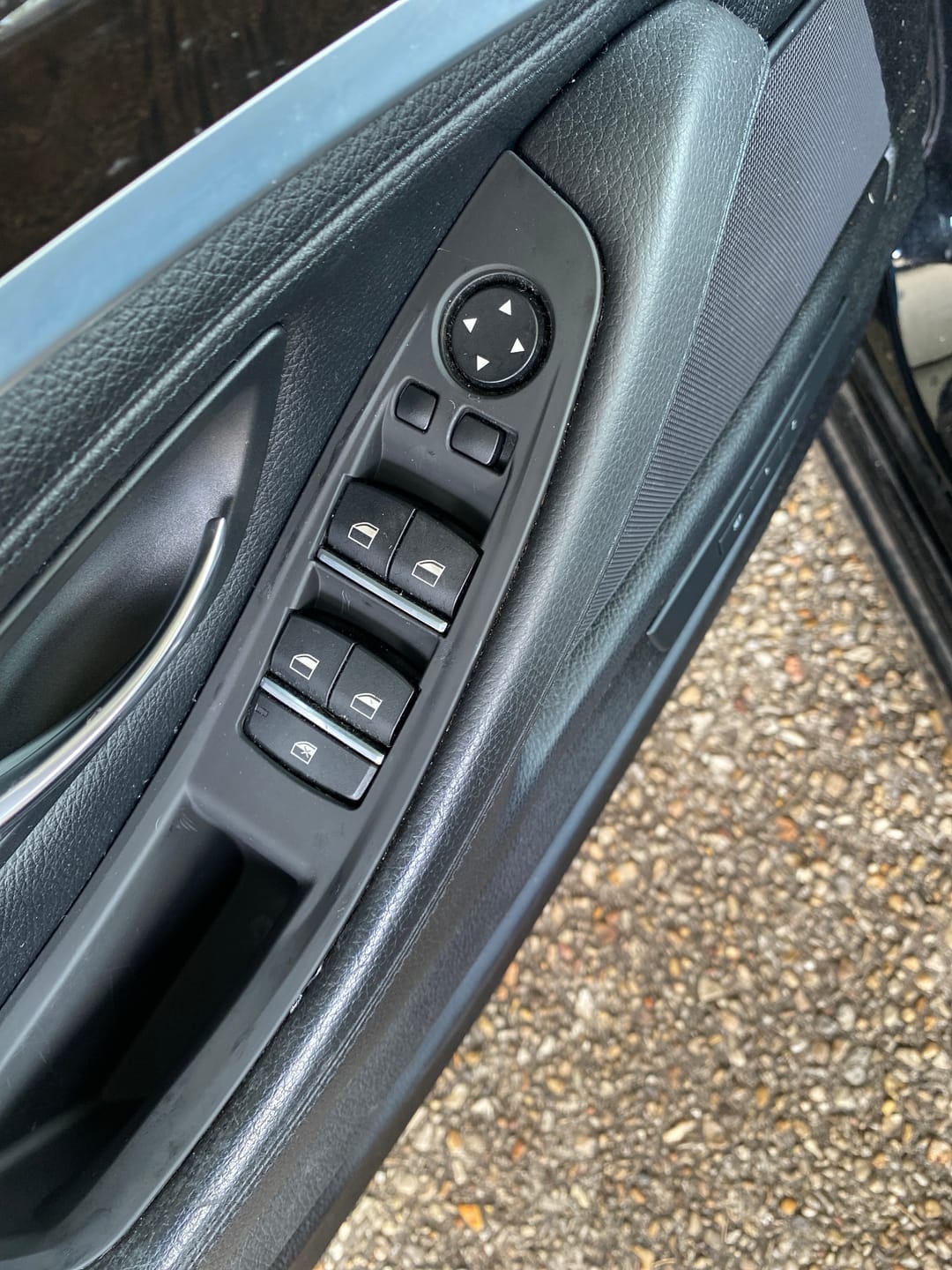 Customer photo review of For BMW 5 Series F10/F11 Inner Door Handle Cover Set – No-Disassembly Fix for Sticky/Melting Handles (2011–2017)