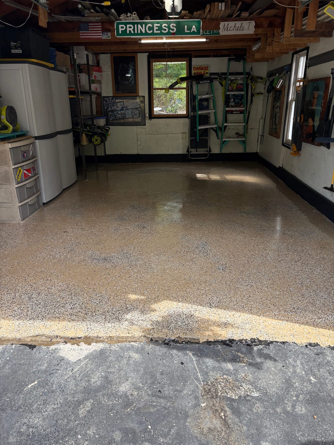 Customer photo review of Touch Up Floor Kit 60 Sq Ft