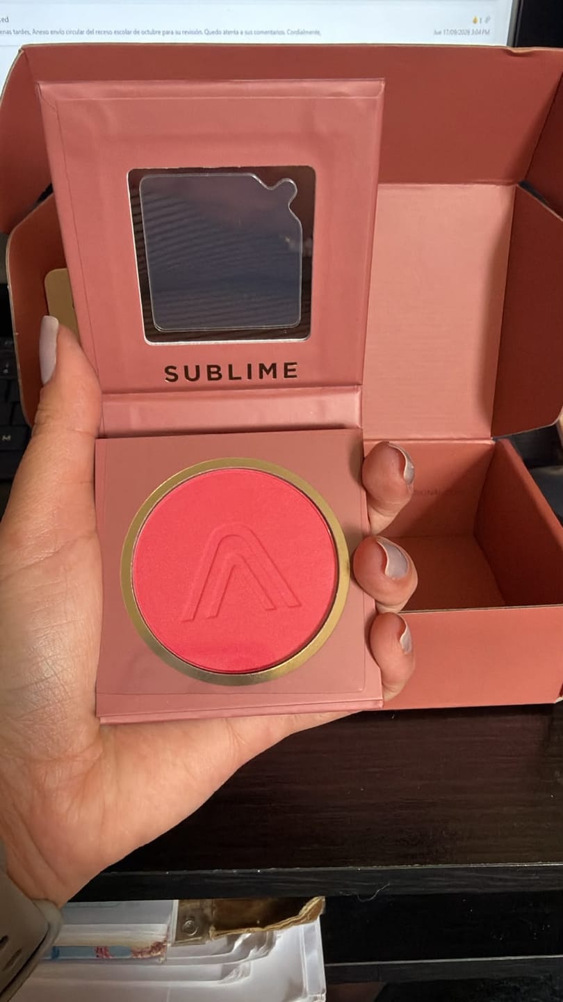 Customer photo review of RUBOR COMPACTO SUBLIME
