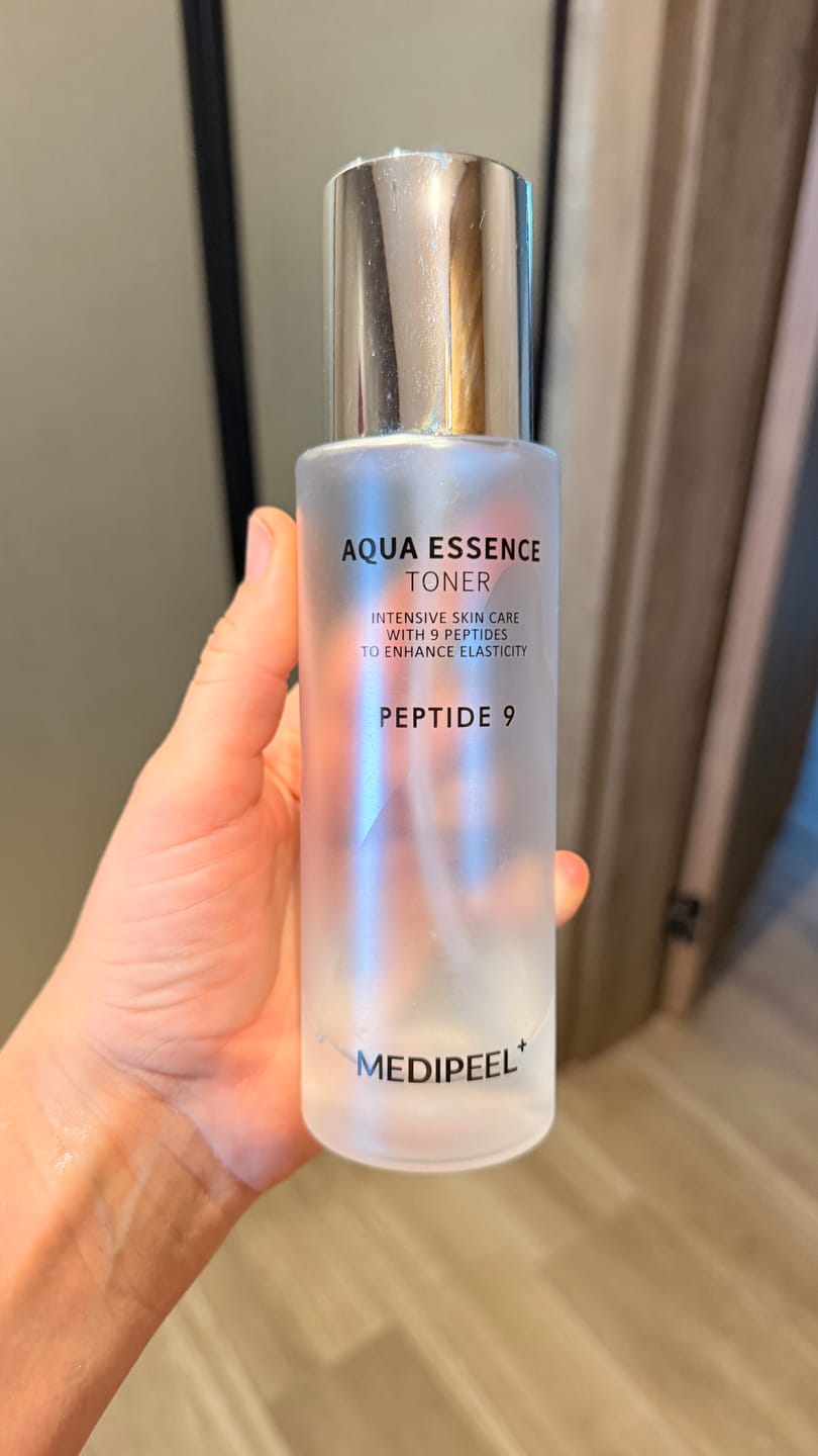 Customer photo review of Peptīdu toneris-esence priekš nobriedušai ādai Medi-Peel Peptide 9 Aqua Essence Toner