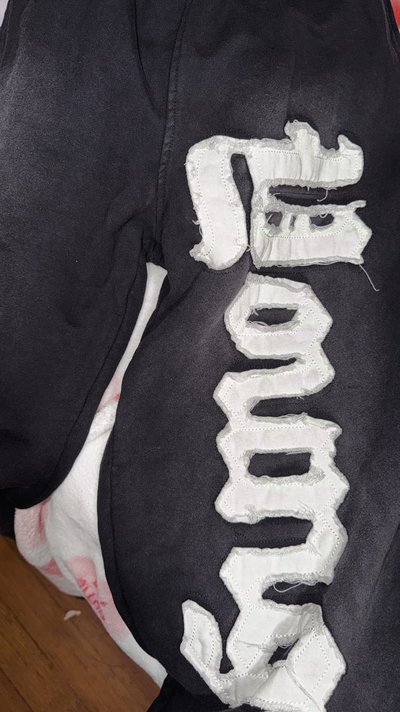 Customer photo review of 2127 - Big Patch Sweats