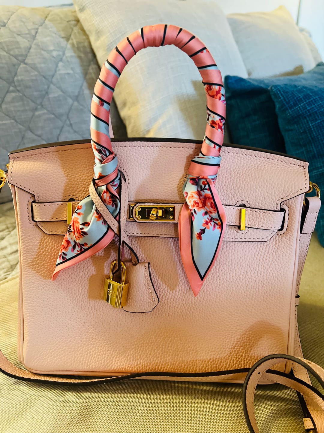 Customer photo review of Adela