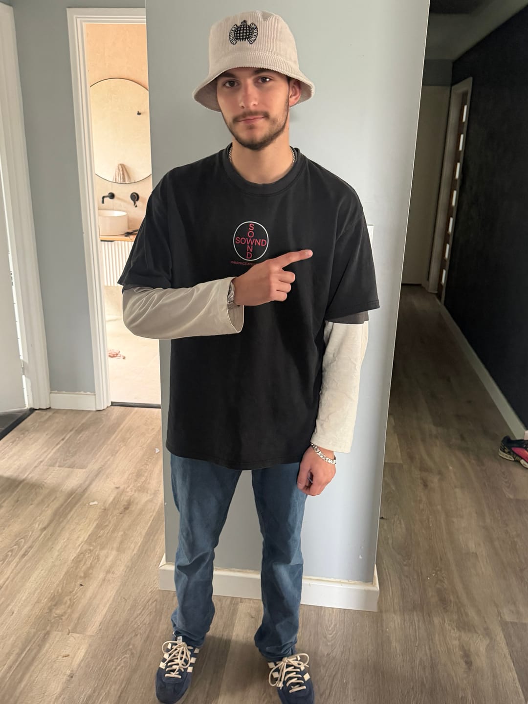 Customer photo review of HOUSE PILLS T-SHIRT
