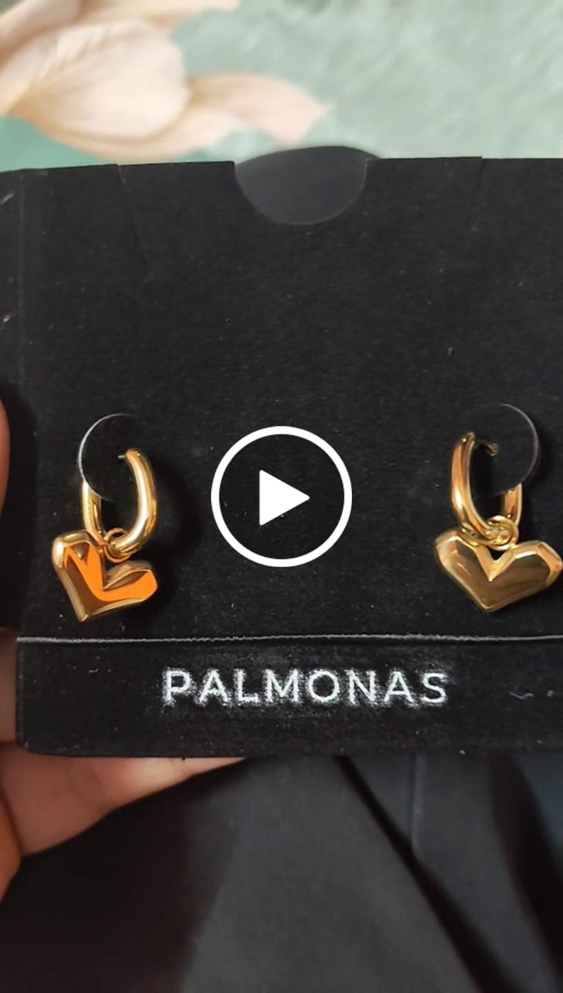 Customer video review of Peripheral Heart Earrings