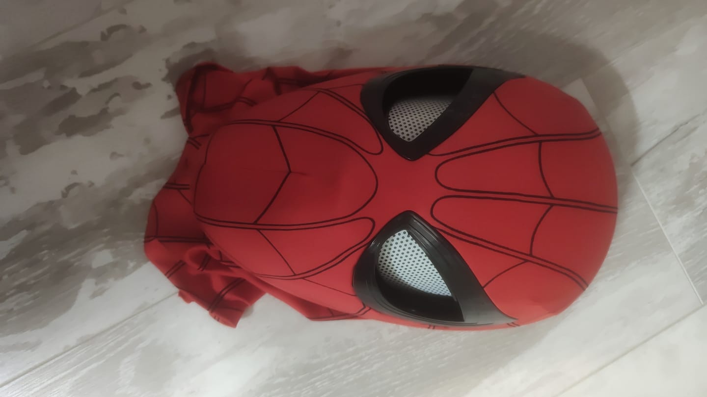 Customer photo review of The OG Spidey Gear™ - Winking Mask