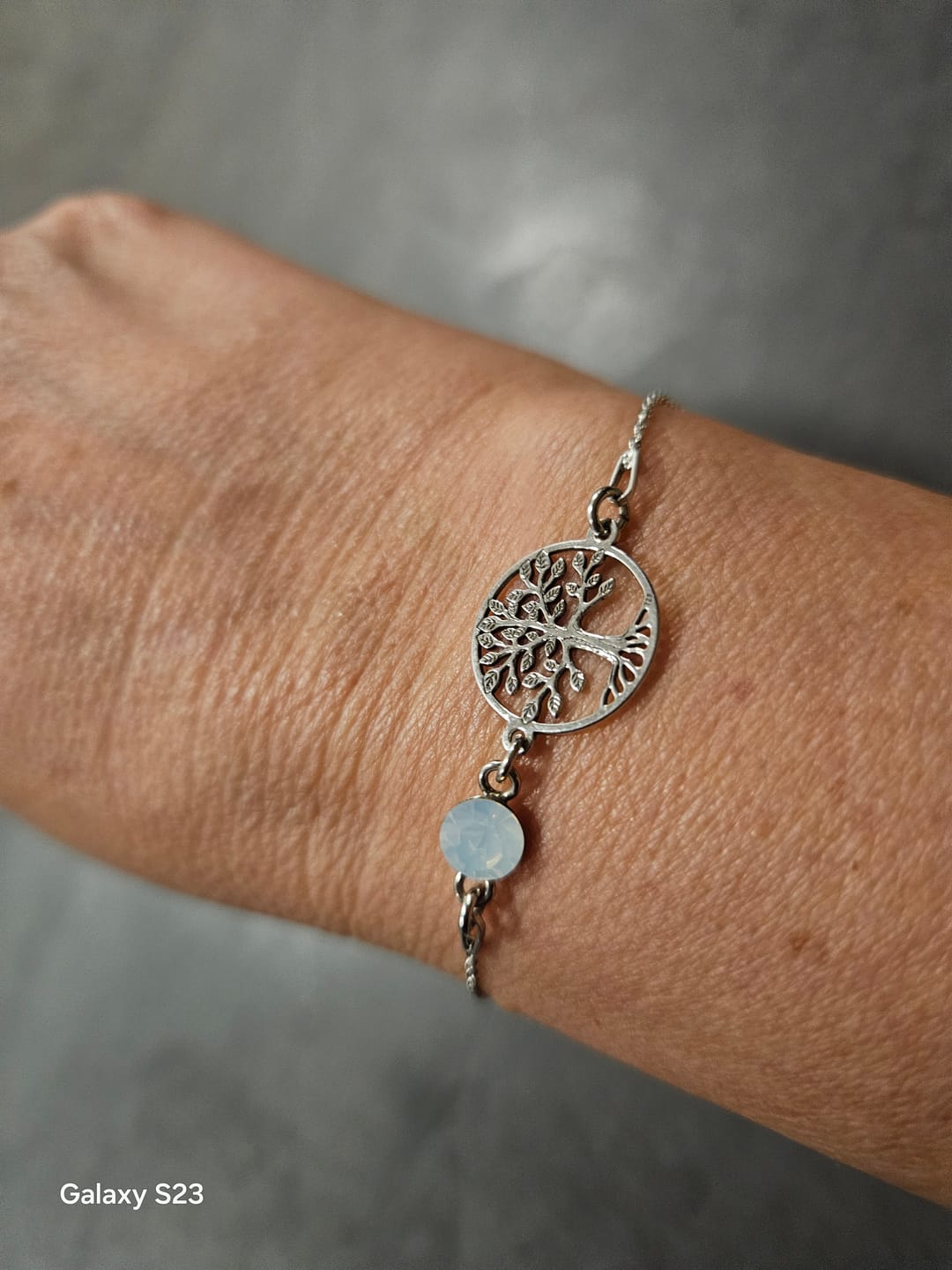 Customer photo review of Armband "Tree of Life" mit Geburtsstein