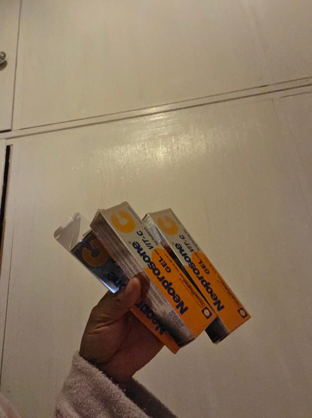 Customer photo review of Neoprosone Brightening Gel With Vitamin C 30g / 1 fl oz