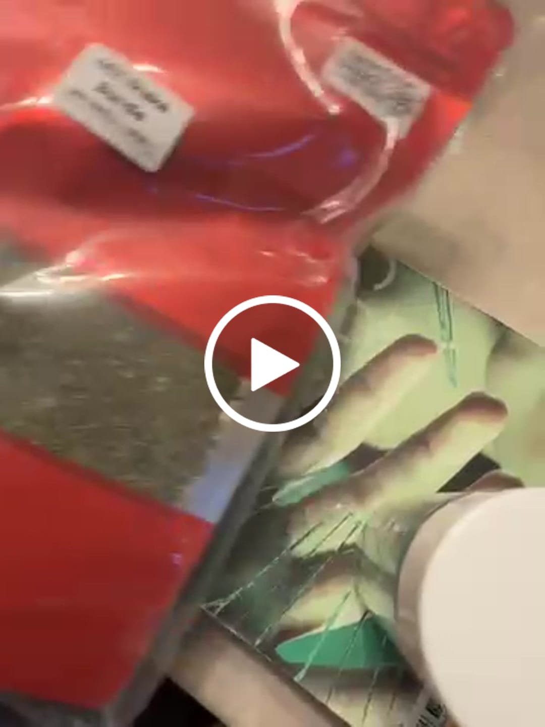 Customer video review of Free 5PCS Indica Preroll x 4OZ Shake Bundle