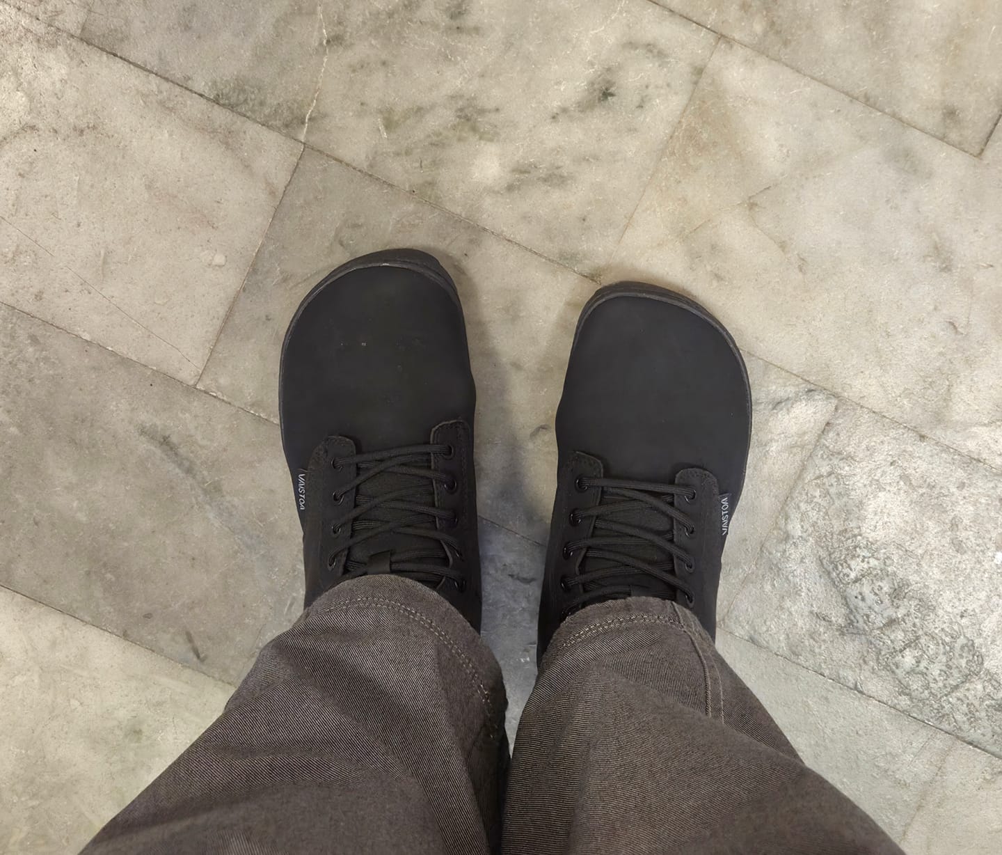 Customer photo review of Vaistoa Hurmos | Casual Barefoot Boots