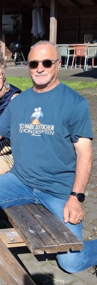 Customer photo review of Ich Habe Den Rochen Schon Gebraten · Unisex Premium Bio T-Shirt