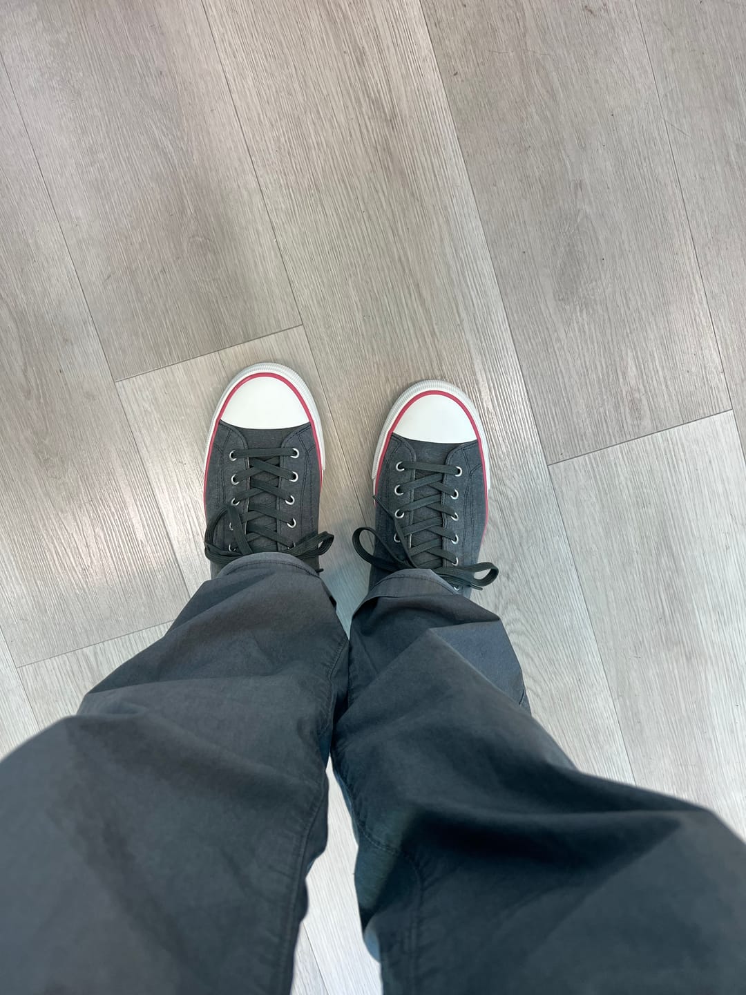 Customer photo review of All-American Low-Top Antique Black/Crimson