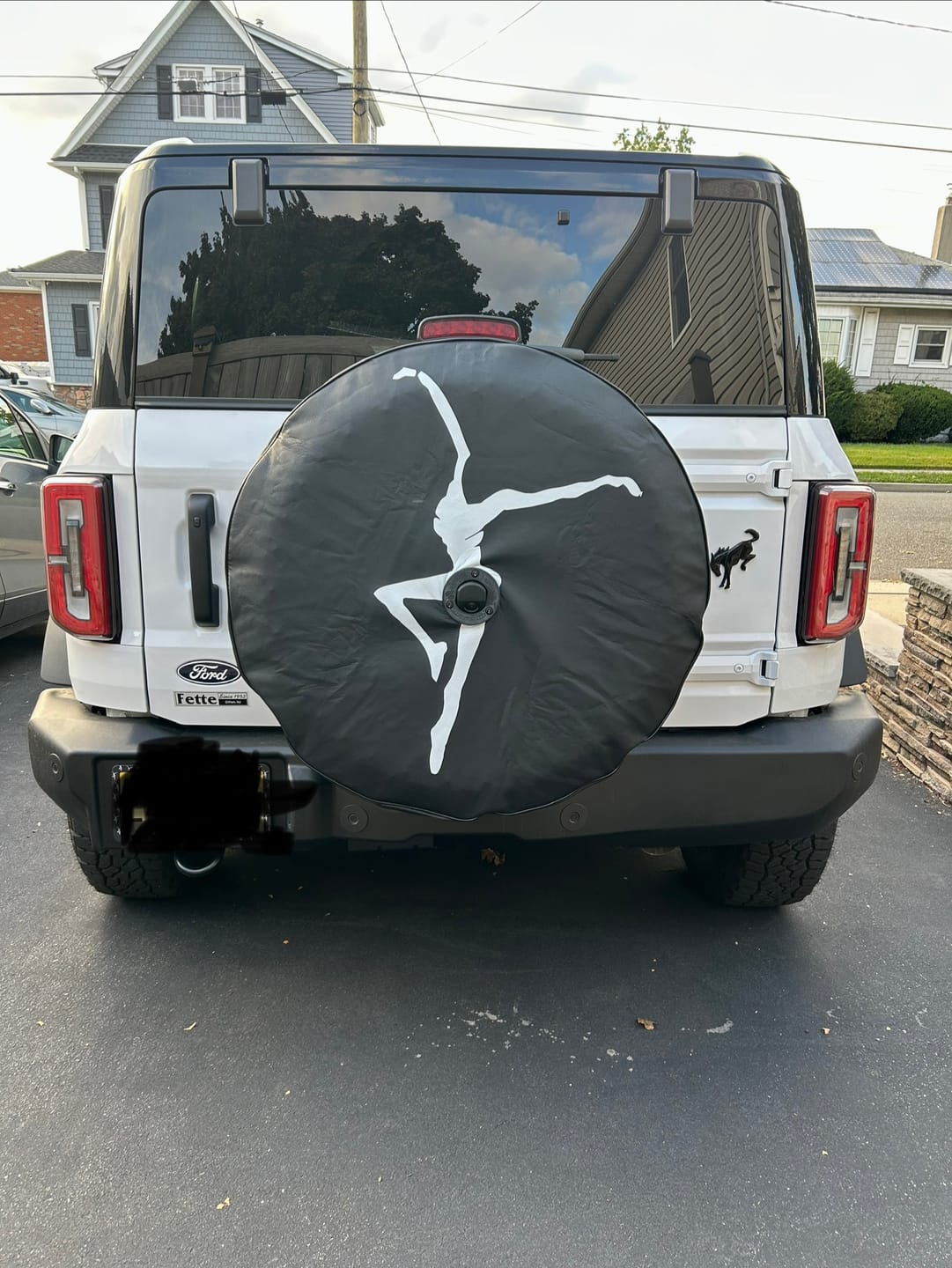 Customer photo review of CUSTOM Ford Bronco Tire Cover