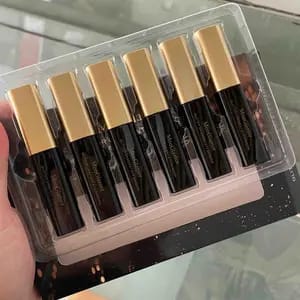 Customer photo review of Trucco Occhi Matte Doppio Colore Stick Waterproof Lunga Tenuta
