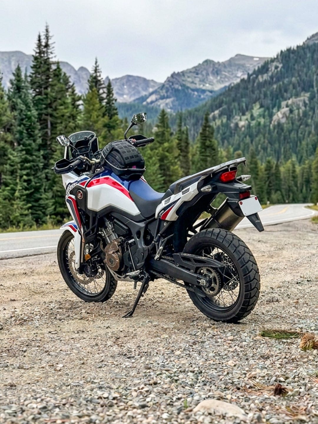 Customer photo review of 7L - Apex ADV Touring Tank Bag With Hydration Pack