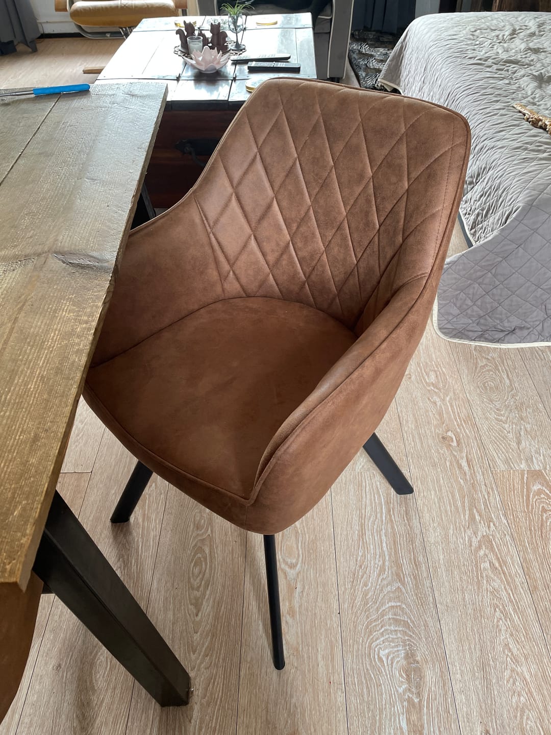 Customer photo review of Brione Draaibare Eetkamerstoel - Cognac